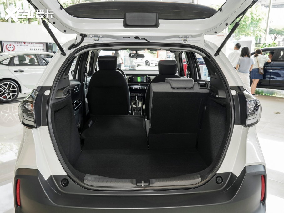 2023LIFE 1.5L CVT CRO-SȤ