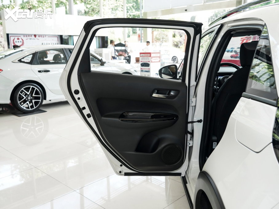 2023LIFE 1.5L CVT CRO-SȤ