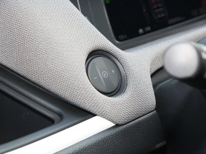 20231.5L CVT CRO-SS`Ȥ п؅^