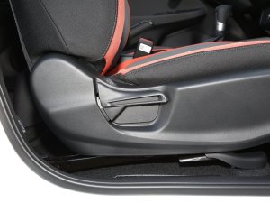 2023款1.5L CVT SPORT心动版 空间座椅