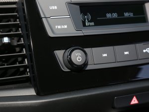 2023款1.5L CVT SPORT心动版 音响调节