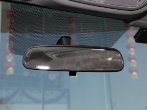 2023款1.5L CVT SPORT心动版 车内后视镜