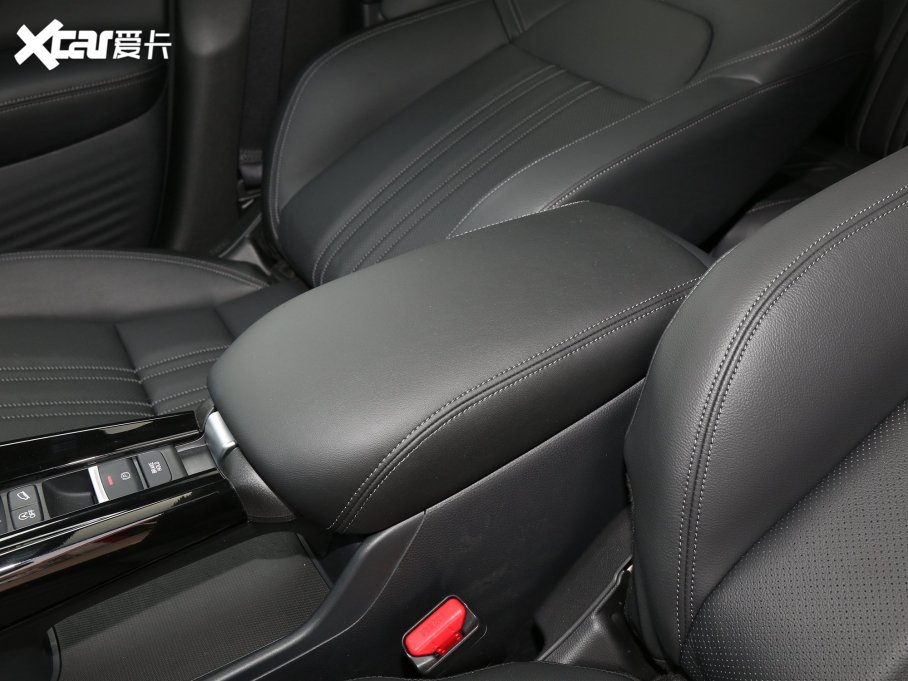 2023HR-V 240TURBO °