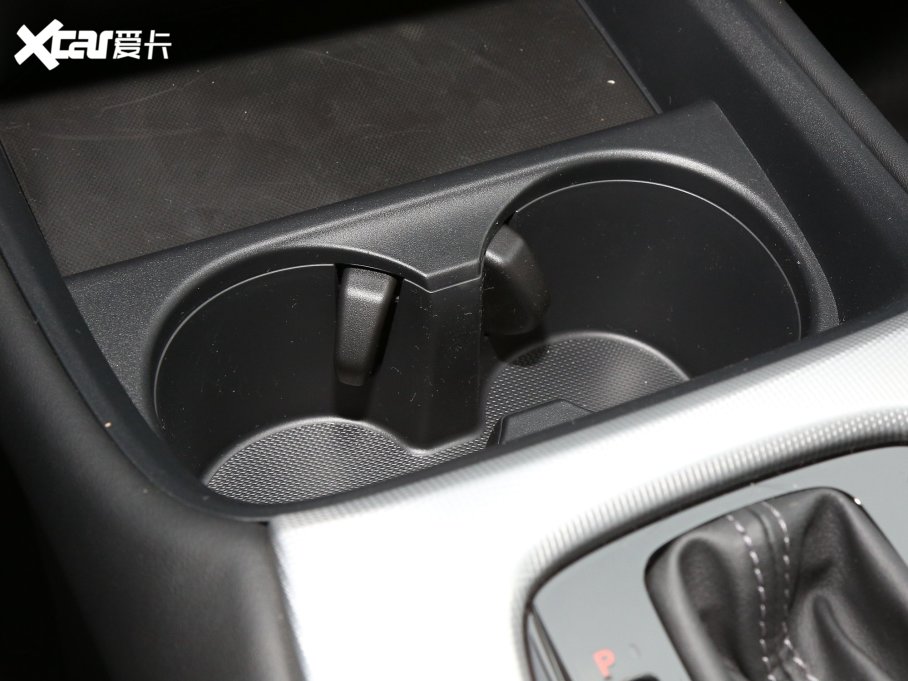 2023HR-V 240TURBO °