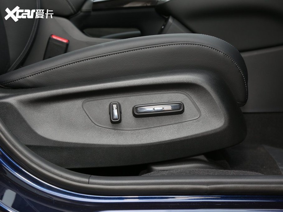 2023HR-V 240TURBO °