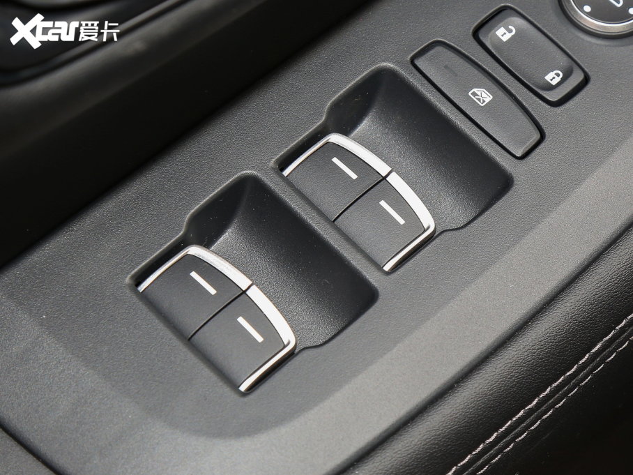 2023HR-V 240TURBO °