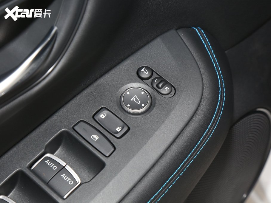 2023���HR-V 240TURBO �ų���