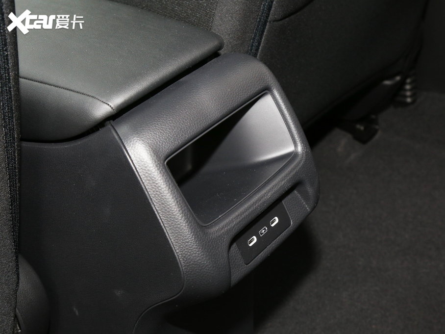 2023HR-V 240TURBO 