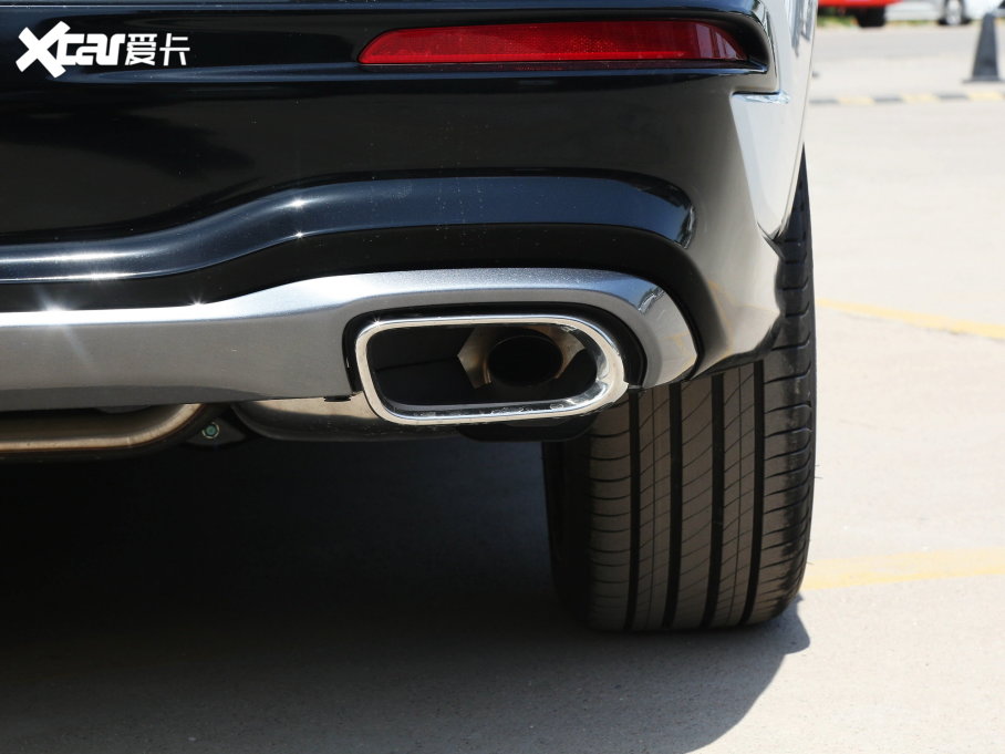 2023���HR-V 2.0L e:HEV ���ǰ�