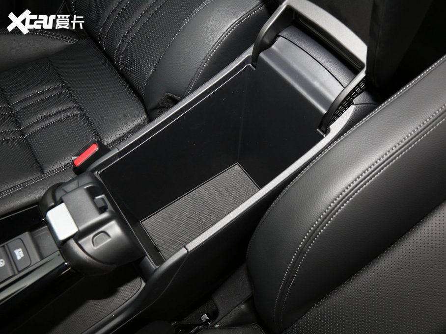 2023HR-V 2.0L e:HEV ǰ