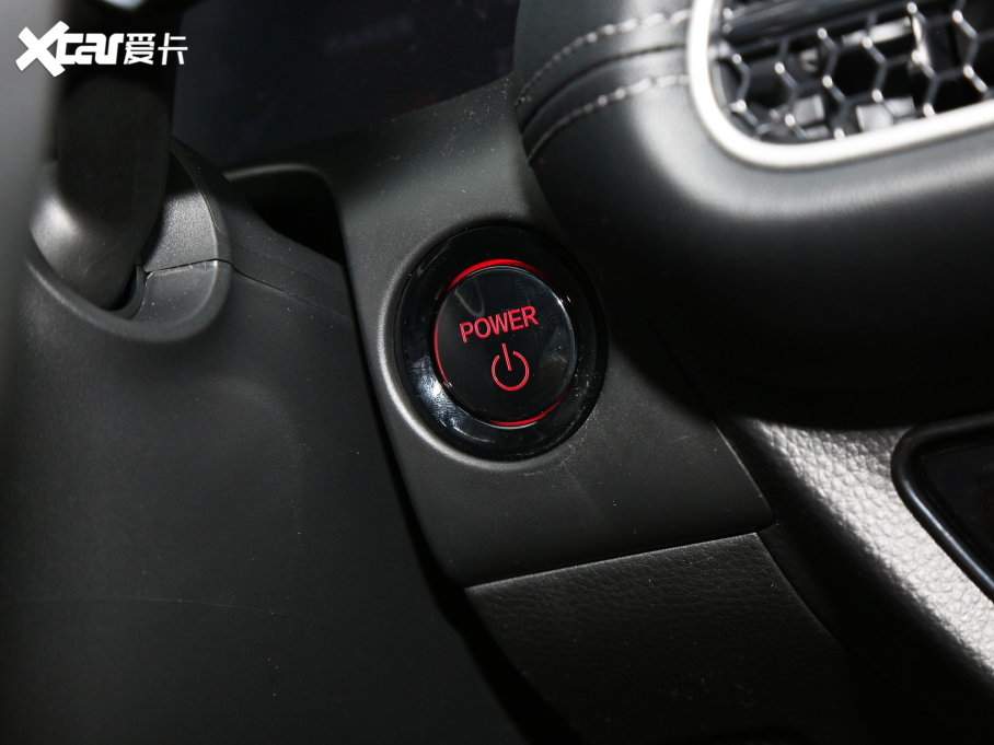 2023���HR-V 2.0L e:HEV ��(d��ng)�ǰ�