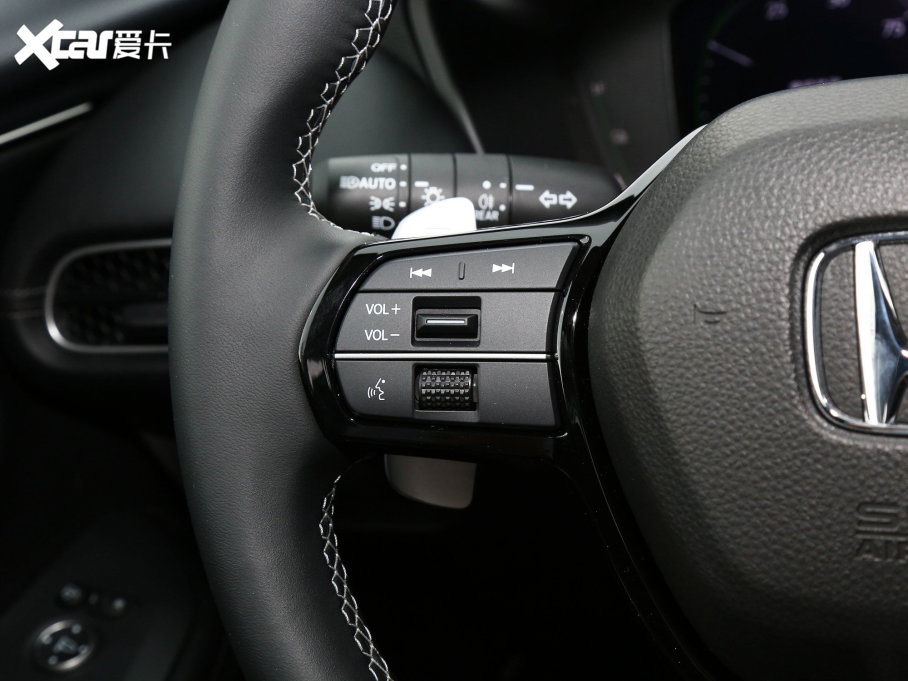 2023���HR-V 2.0L e:HEV ���ǰ�