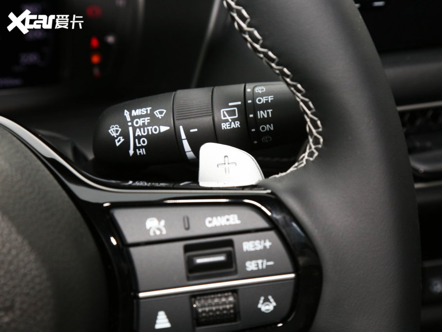 2023���HR-V 2.0L e:HEV ���ǰ�