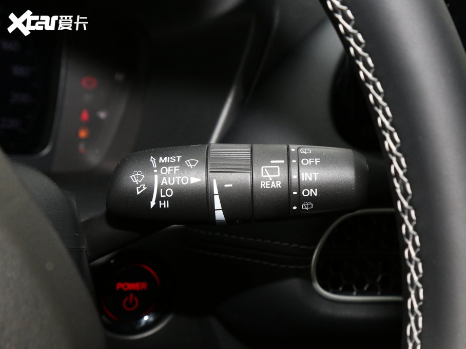 2023���HR-V 2.0L e:HEV ���ǰ�