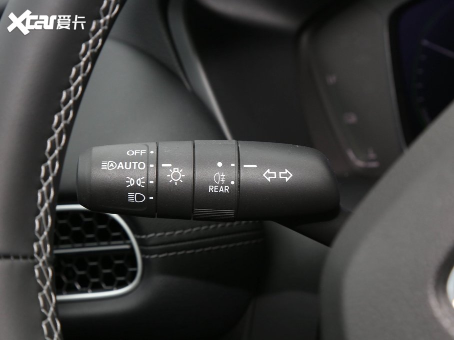 2023���HR-V 2.0L e:HEV �����