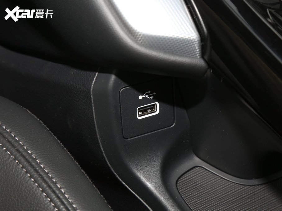 2023���HR-V 2.0L e:HEV �����