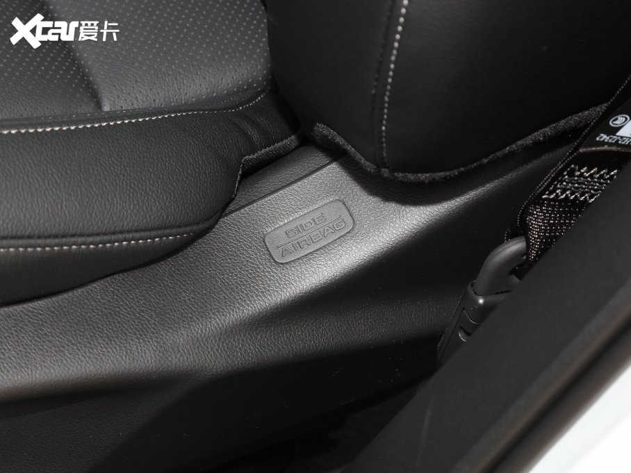 2023HR-V 2.0L e:HEV (dng)