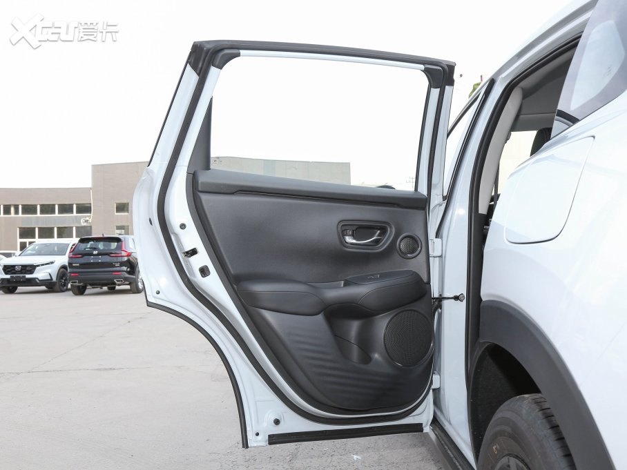 2023���HR-V 2.0L e:HEV ���ٰ�