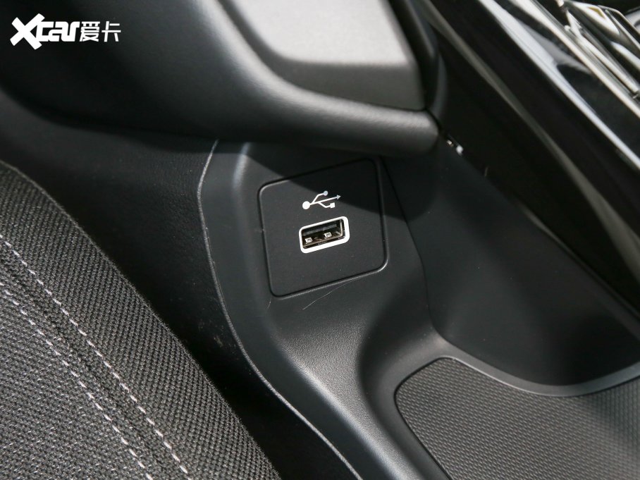 2023HR-V 2.0L e:HEV ٰ