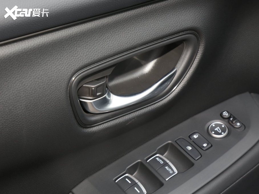 2023HR-V 2.0L e:HEV ٰ