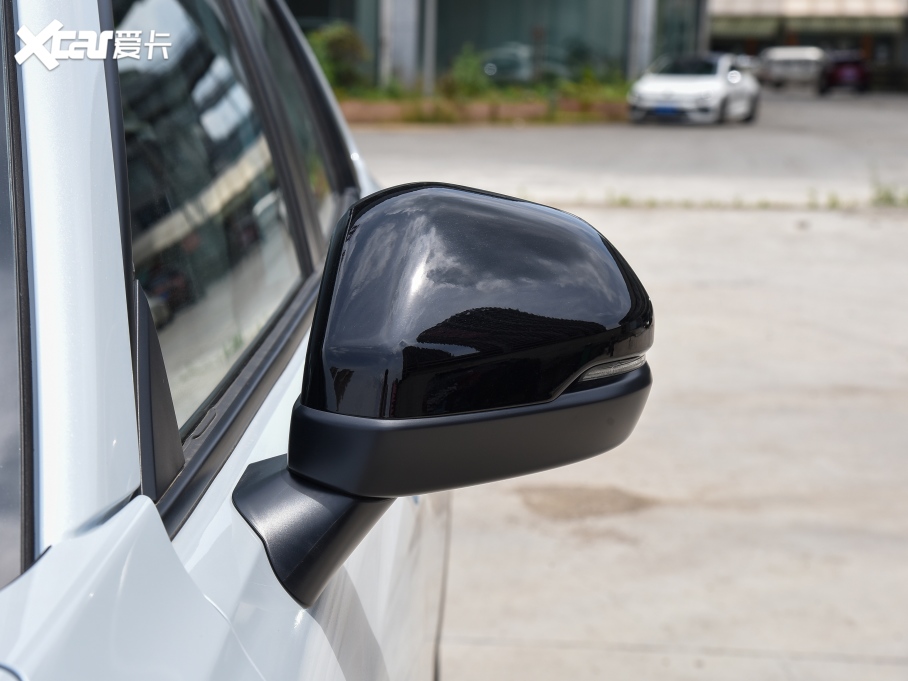 2023HR-V 2.0L e:HEV ǰ