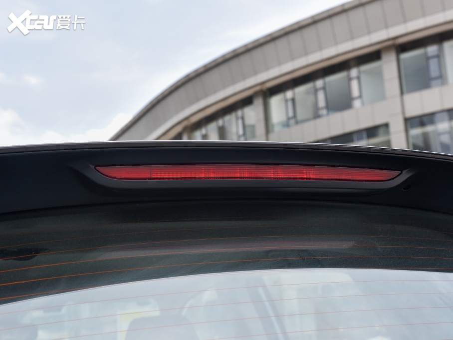 2023���HR-V 2.0L e:HEV ���ǰ�