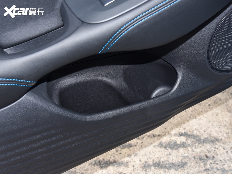 2023HR-V 2.0L e:HEV ǰ