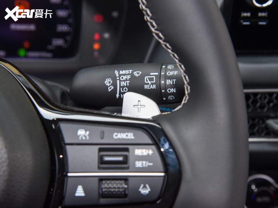 2023���HR-V 2.0L e:HEV ���ǰ�