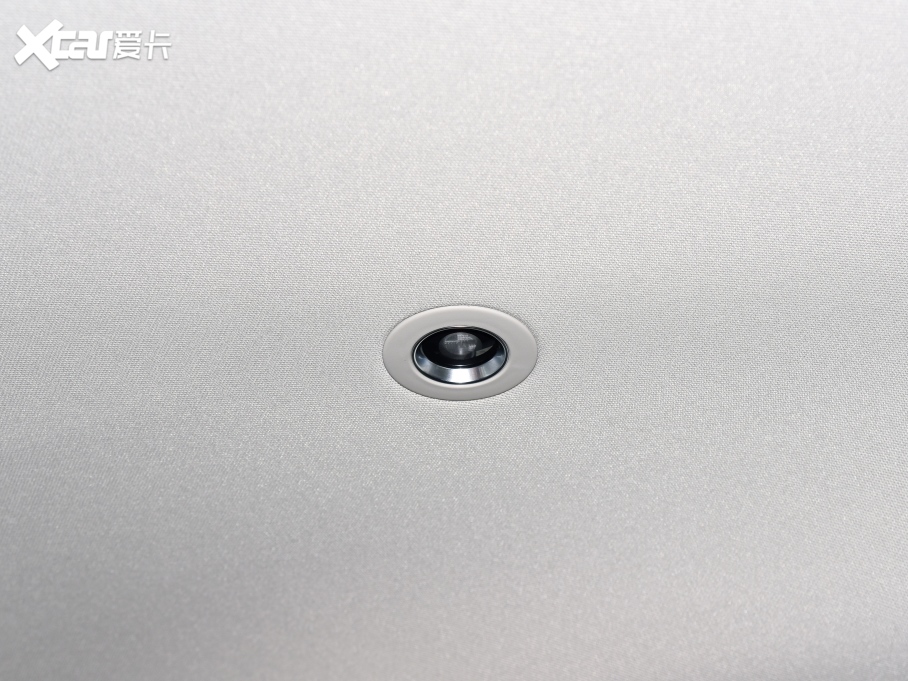 2023���HR-V 2.0L e:HEV ���ǰ�