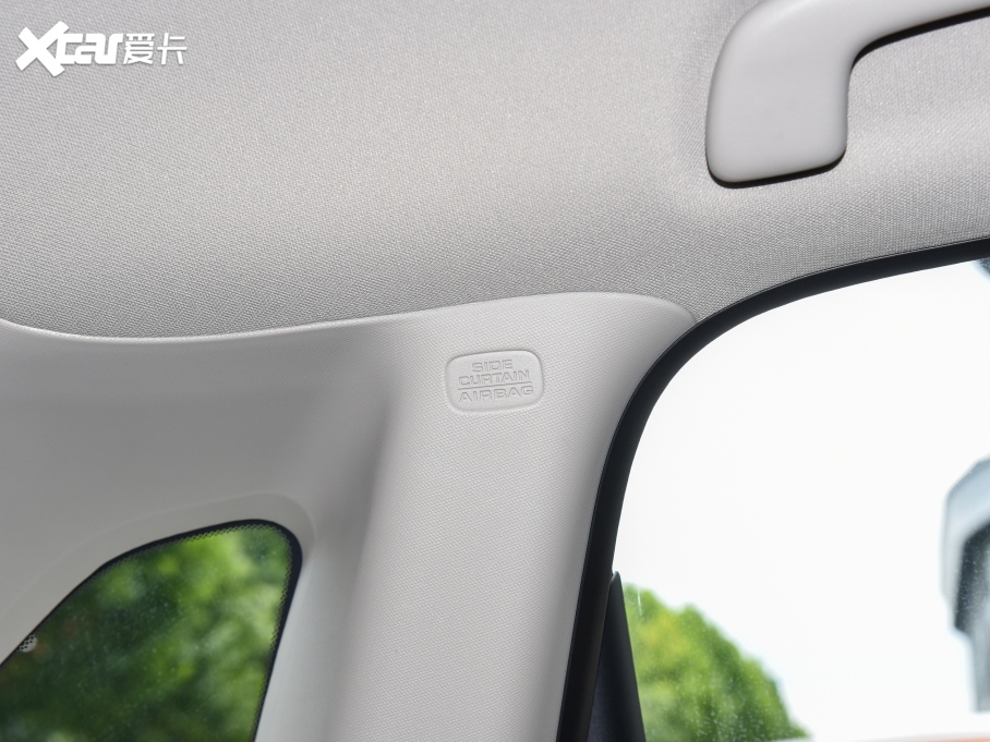 2023���HR-V 2.0L e:HEV ���ǰ�