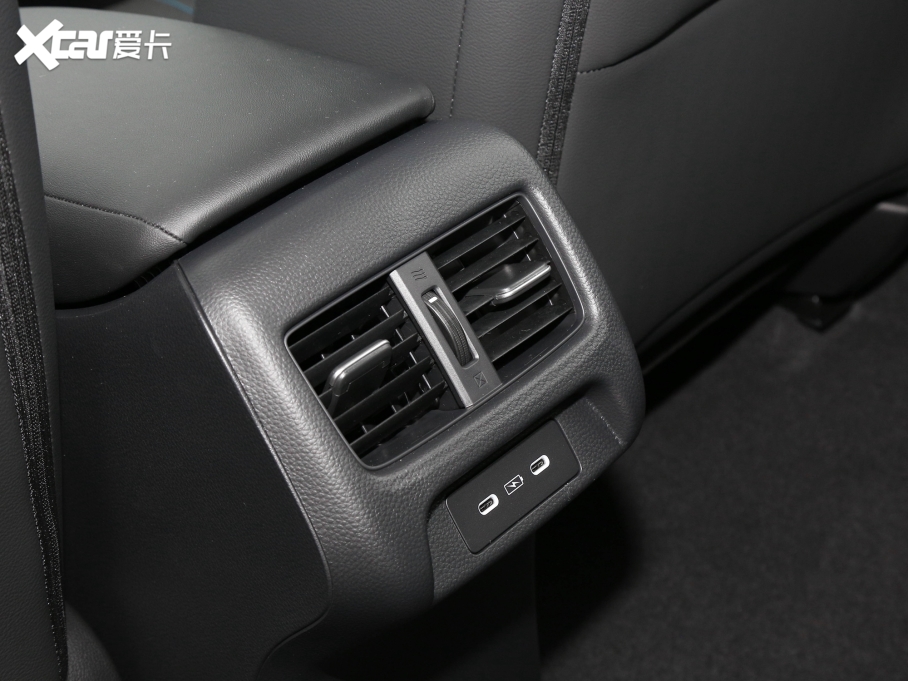 2023HR-V 240TURBO 