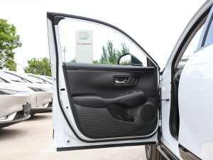 20232.0L e:HEV ǰ {λ܇T