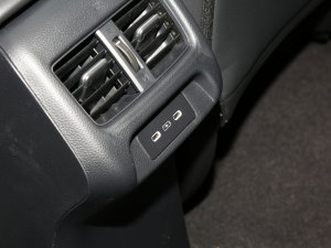 20232.0L e:HEV ǰ п؅^