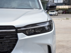 20232.0L e:HEV ǰ (x)(ji)^