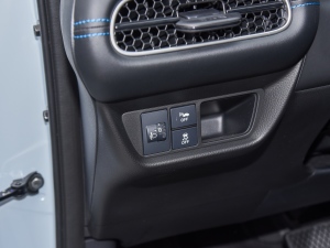 20232.0L e:HEV ǰ п؅^