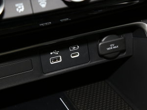 2023e:PHEV 2.0L Iҫ п؅^