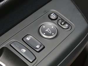 2023e:PHEV 2.0L Iҫ п؅^