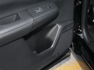 2023e:PHEV 2.0L IԽ Tg