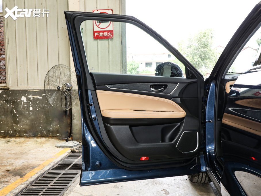 2023UR-V 370TURBO ҫ