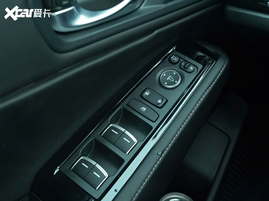 2023��Ӣ���� 260TURBO ������