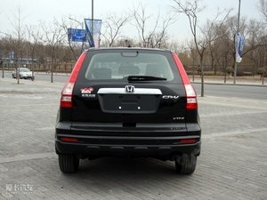 2010款2.4L 自动四驱豪华版 正后	