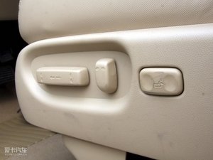 2010款2.4L 自动四驱豪华版 主驾驶座椅调节