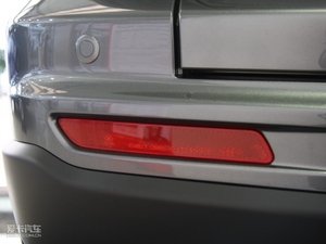 2010款2.4L 自动四驱尊贵版 细节外观