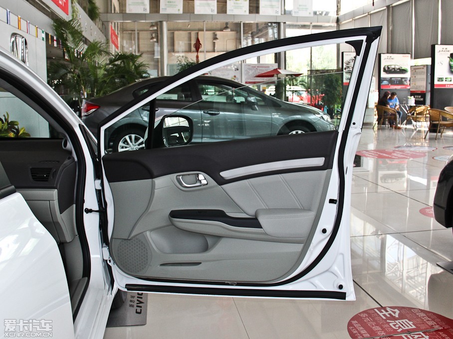 2012˼ 1.8L VTiԄӺA