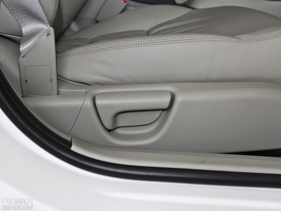 2012˼ 1.8L VTiԄӺA