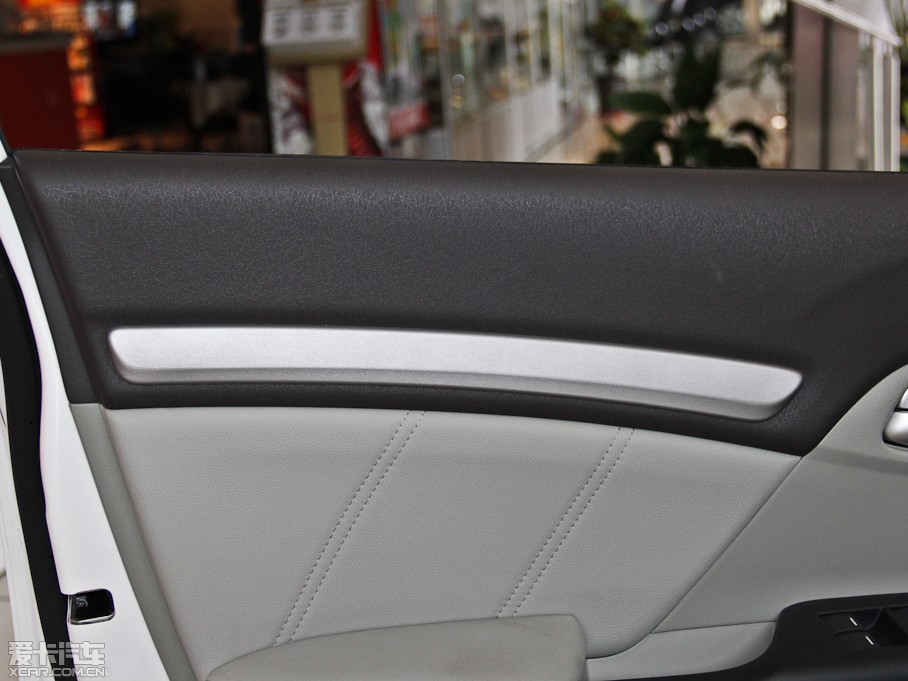 2012˼ 1.8L VTiԄӺA