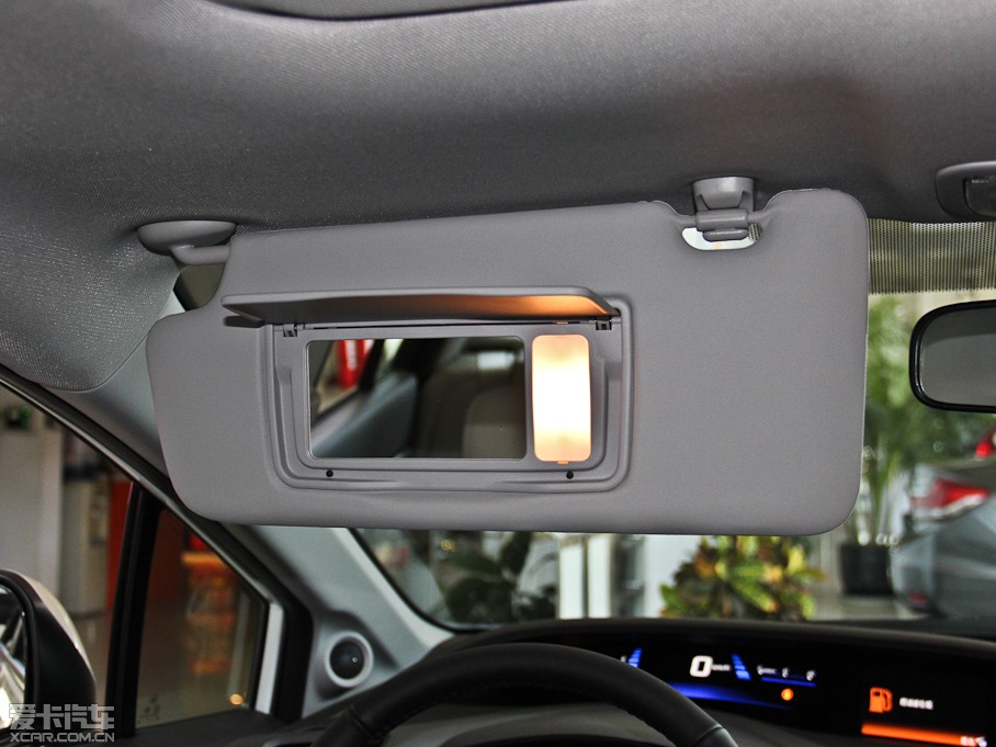 2012˼ 1.8L VTiԄӺA