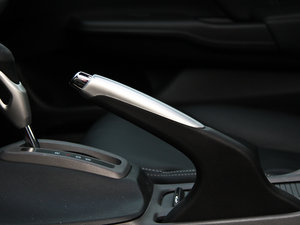 2012款1.8L VTi自动豪华版 驻车制动器