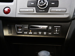 2012款1.8L VTi自动豪华版 空调调节