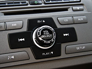 2012款1.8L VTi自动豪华版 中控区